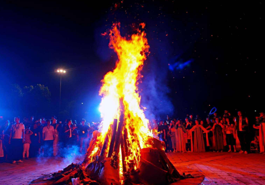 篝火晚会起源于哪个民族