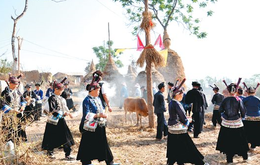 哪个民族不吃牛羊肉