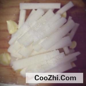 白萝卜的腌制方法<br>