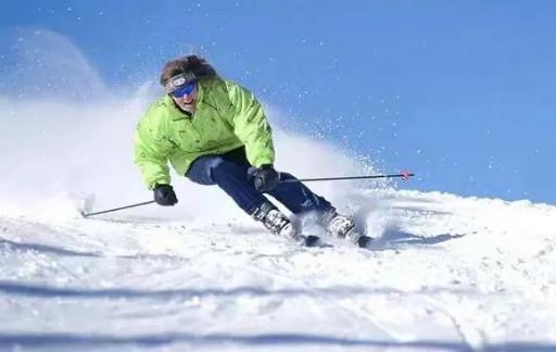 一般多少钱能学会滑雪