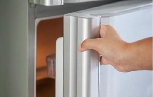 冰箱门吸不住的处理方法