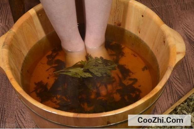 艾叶泡脚对身体有什么好处