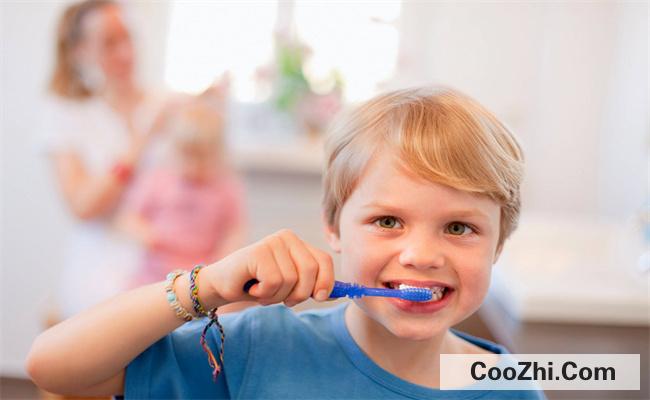 几岁可以让孩子刷牙