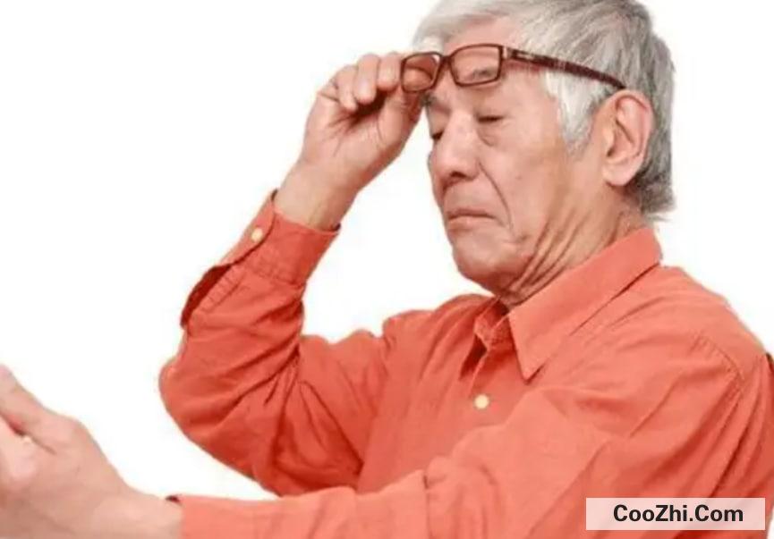 老花眼的出现的原因