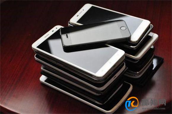 我国每年废弃手机约4亿部 回收交易多少