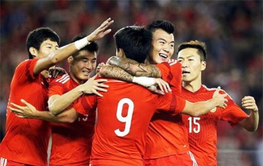 国足亚洲杯恐陷“死亡之组” 中国排名是？