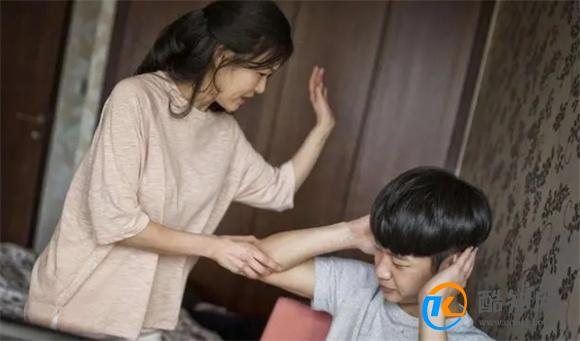 研究发现:长大后跟妈亲的孩子,往往是因为妈妈做对了这3点