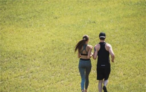 能一次性跑完10公里的人，身体素质是什么水平？