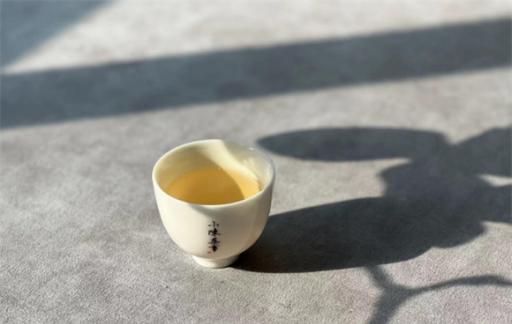 白茶属于什么茶？是热性还是凉性？7个角度带你一次性了解白茶！