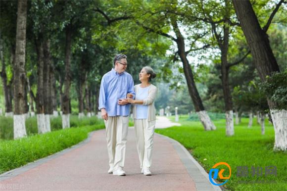 老年人每天走路多少步数比较合适？医生：一文告诉你答案