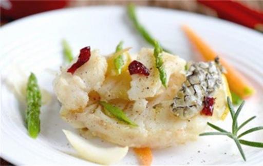 银鳕鱼低温烹饪做法 松茸酱配香煎银鳕鱼太鲜美好吃