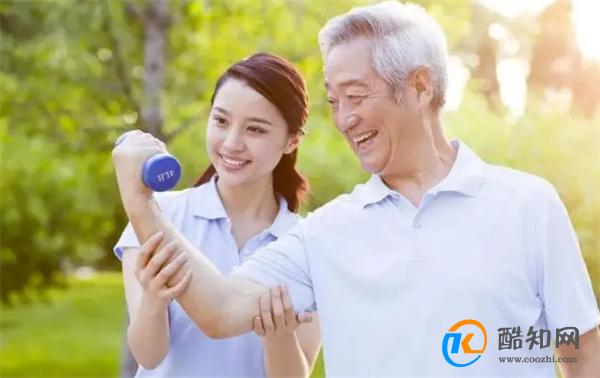 人老了  不在于运动  不在于喝水  过了50岁 请牢记3项长寿准则