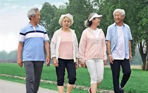 坚持走路锻炼的人，最后都怎样了？恭喜，可能收获8个身体益处