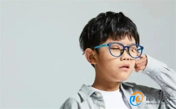 孩子眼睛防护很重要，几种常见的视力问题，家长要了解清楚