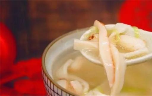 初夏，气温不稳定！熬制一煲味甘鲜美的靓汤，分享4种汤的做法