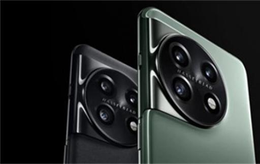 一加11和Reno10Pro+如何选 性能没那么重要 护眼和拍照才是焦点