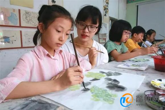 玩具要分享？家长越强迫，孩子越不愿意，到底该怎么办？
