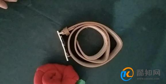 旧皮带不能扔，转一转让他成为一根有灵魂的皮带，老话还是要听的