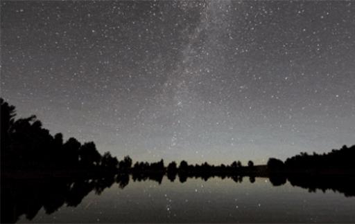 什么是流星雨 流星雨是怎么回事