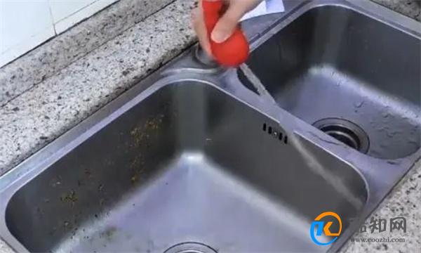 气球要是只用来吹就太可惜了，你肯定没想到这么用，看完大开眼界