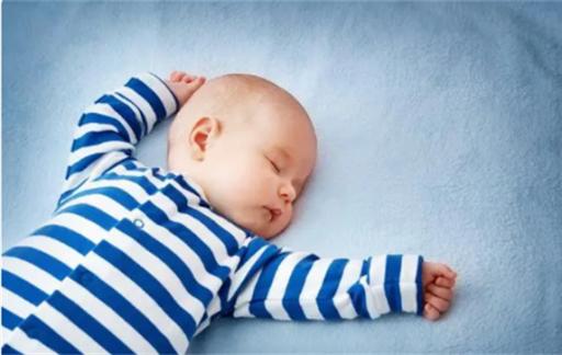 宝宝睡觉的时候磨牙是怎么回事 这5个妙招助缓解