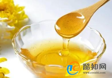 辨别蜂蜜真假只需一根铁丝，喝蜂蜜的注意事项，及疑问