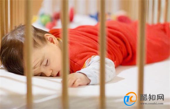 宝宝睡觉不老实是什么原因 孩子睡觉总是不老实的原因