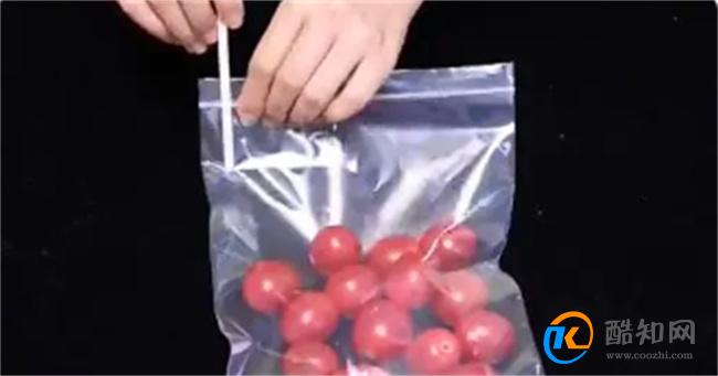 把塑料瓶安在吹风机上制成的神器 家家户户都用得到 太实用了