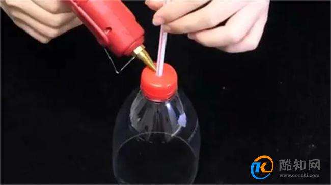 把塑料瓶安在吹风机上制成的神器 家家户户都用得到 太实用了