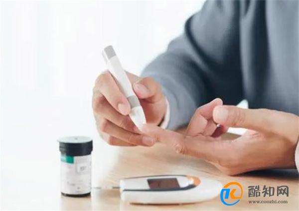 血糖高了，看脚能知道？脚上出现4种变化，提醒你尽快降糖