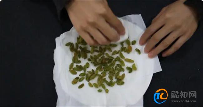葡萄干还是直接吃 教你清洗葡萄干小窍门 不改变口感不丢失营养