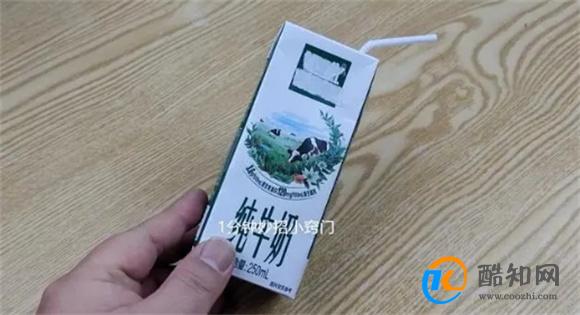 同样是牛奶 盒装和袋装到底有啥区别 知道后别再瞎买了 