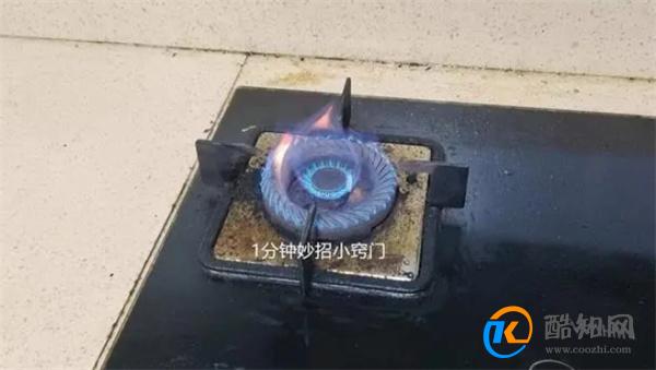 燃气灶左边不能炒菜？我也才清楚，多亏燃气师傅提醒，别乱用了