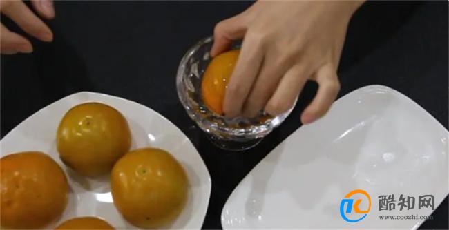 生柿子买回来之后在上面扎一根牙签 还有神奇的效果 学起来