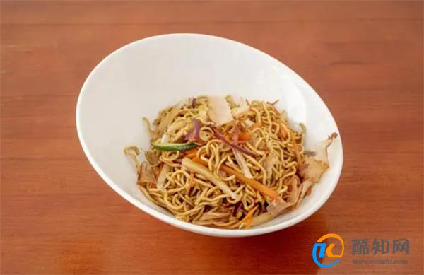 饭店的炒米粉怎么就这么好吃 教你炒米粉做法 比饭店好吃
