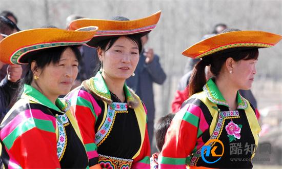 土族和土家族一样吗 土家族的女人比较野吗