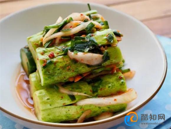 餐桌上最受欢迎的凉拌菜，口感脆爽，开胃解腻，下酒必备
