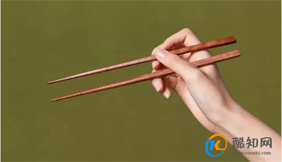 家里有竹筷的注意 学会今天的清洁妙招 彻底清除竹筷隐藏污垢 