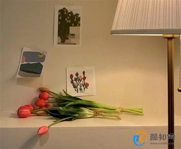 女人给你发出这些“信号”，她是在提醒你：关系可以再进一步了