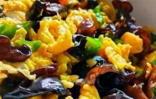 不管有钱没钱 建议中老年人 常吃八种食物 净化身体好处多
