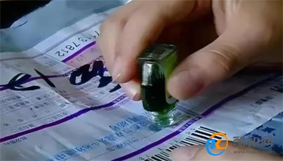 为何风油精在国外卖得那么火？看完这些“妙用”，涨知识