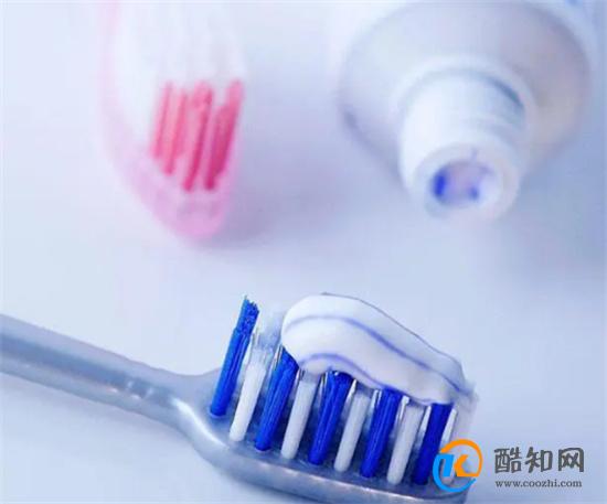 牙齿发黄不想洗牙 学会这诀窍牙齿洁白 太棒了