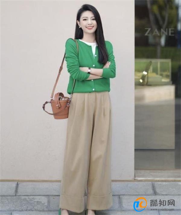 上了年纪的女人 尽量别穿这3种“廉价色” 俗气又颓废 你有吗