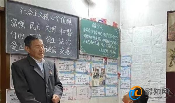 七旬退休老师教会脑瘫少年5000个字 七旬退休老师有何善举