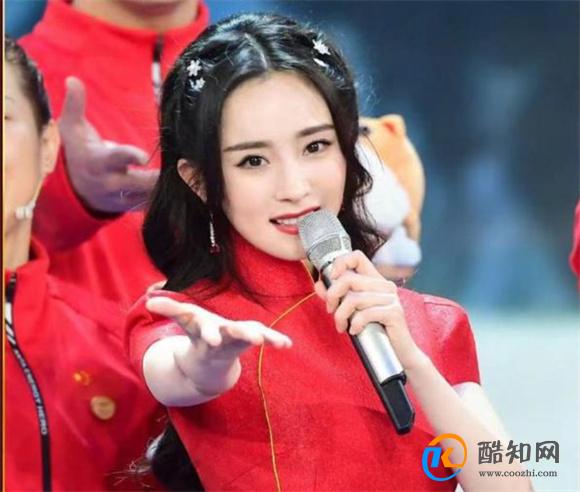 杨幂是否现身龙年央视春晚彩排 杨幂第几次登上春晚的舞台
