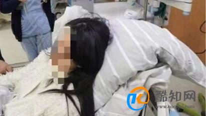 被抽板凳女孩 父母觉得我矫情要和自己断绝关系
