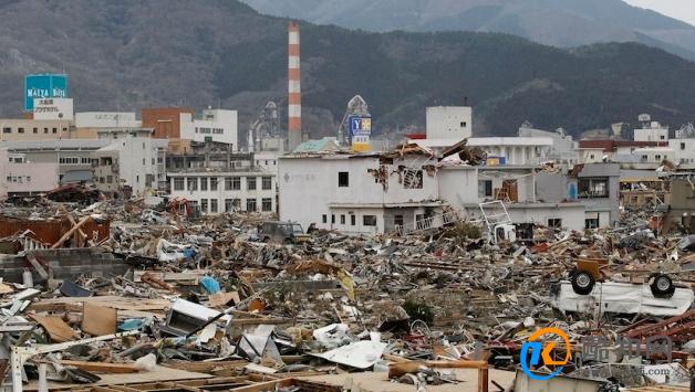 梦见地震海啸是什么预兆