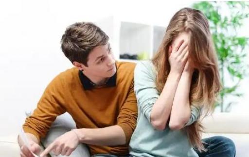 闹离婚的夫妻怎么才能和好 挽回婚姻的实用技巧