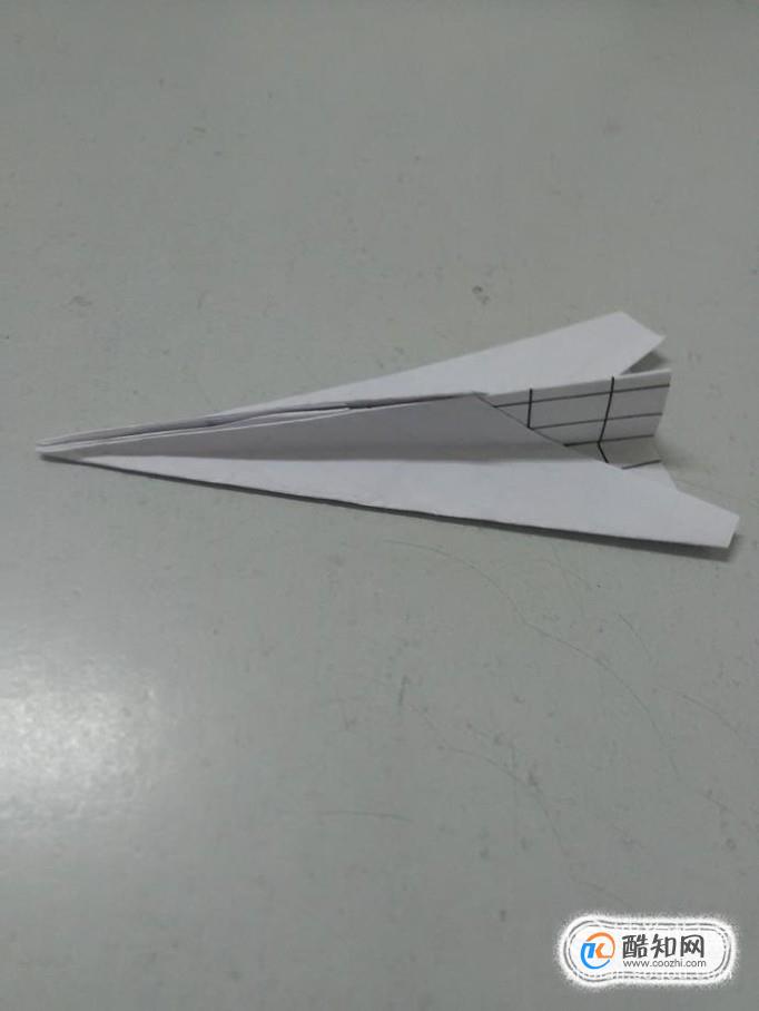 能飞很远的纸飞机 儿童手工折纸飞机步骤图解优质