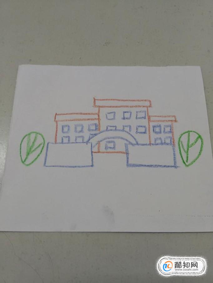 怎么画一个学校的简笔画？
